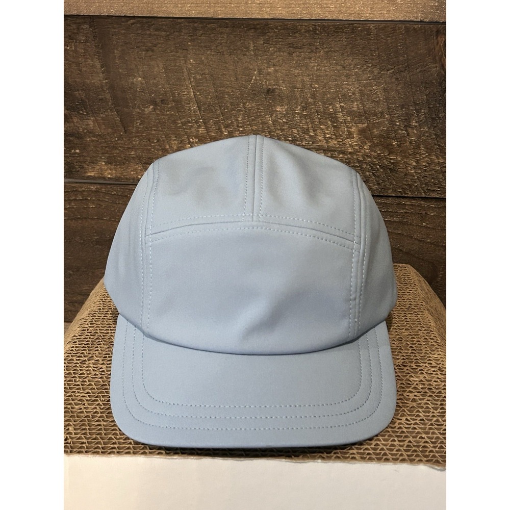 NWT $45 Athleta Heron Blue One Size Adjustable Cold Weather Train Cap Hat 465858